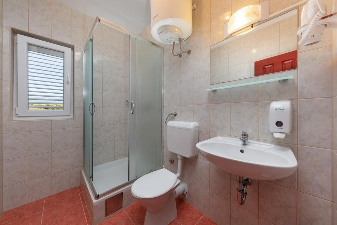 Hostel & Rooms Vagabundo Gajac Zewnętrze zdjęcie