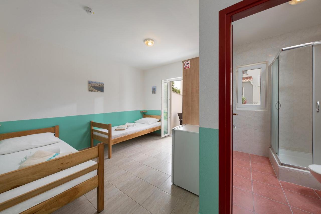 Hostel & Rooms Vagabundo Gajac Zewnętrze zdjęcie